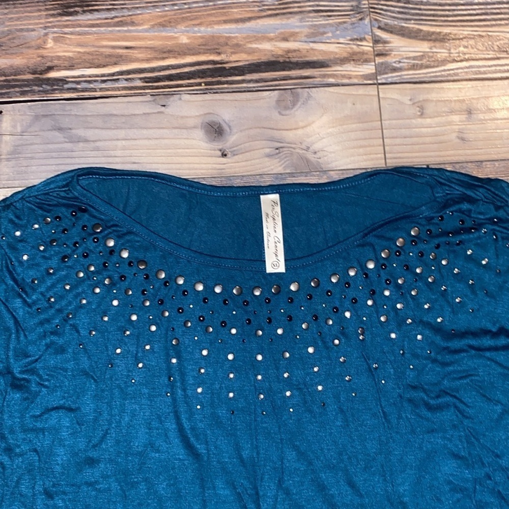 PerSeption NWT blouse with stud details size XL - Picture 2 of 4